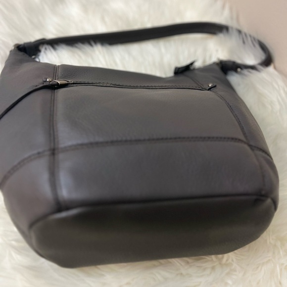 The Sak Black Leather Hobo Bag - Picture 8 of 16